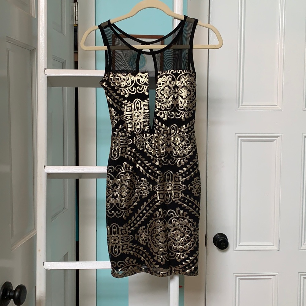 Good and black cocktail dress